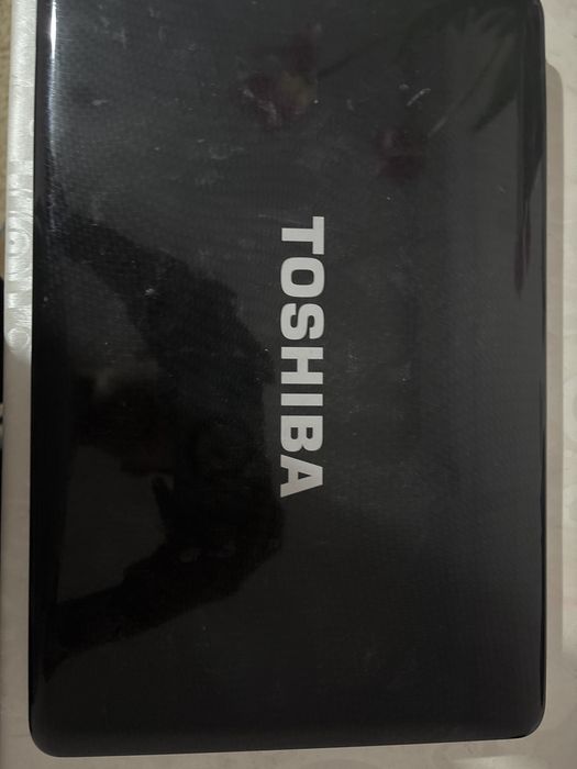 Toshiba ноутбук продам