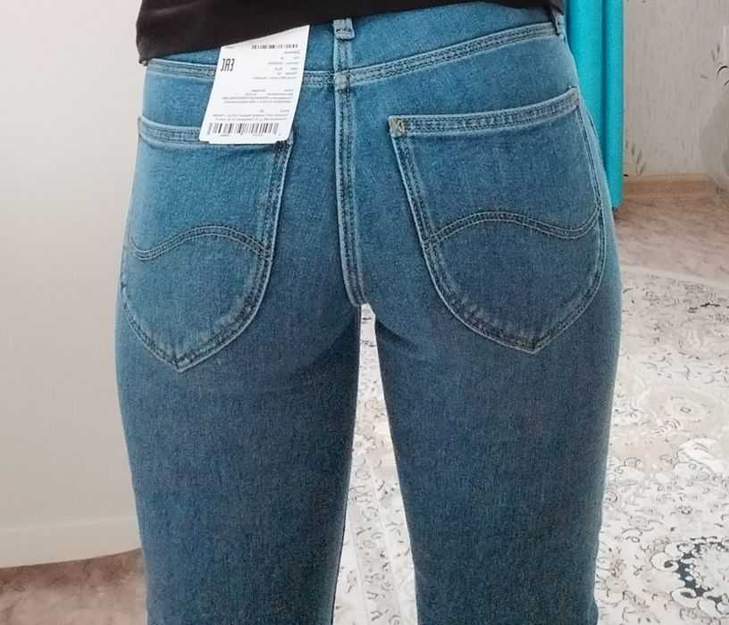 Продам Джинсы lee новые