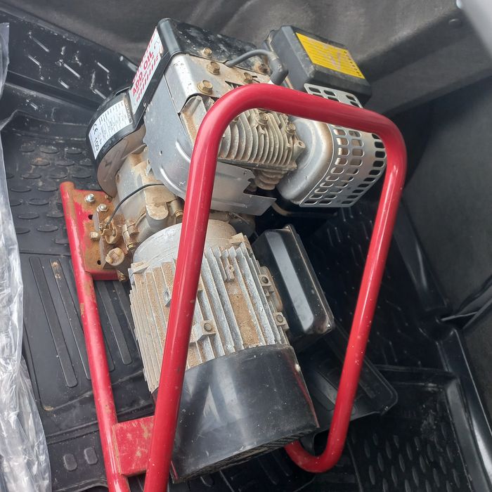 Генератор бензиновый