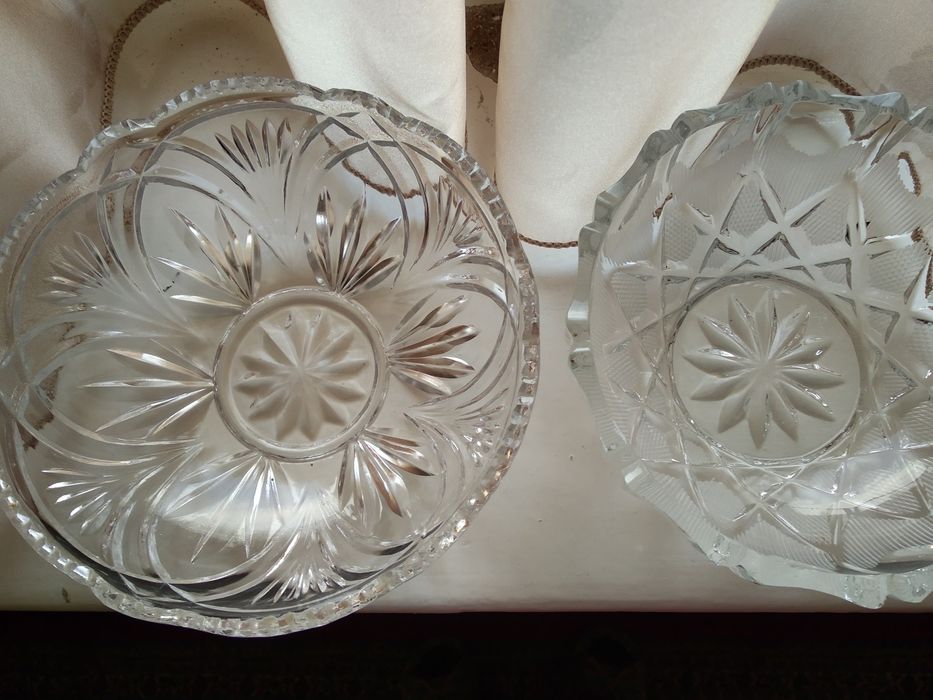 Продам хрустальные вазы