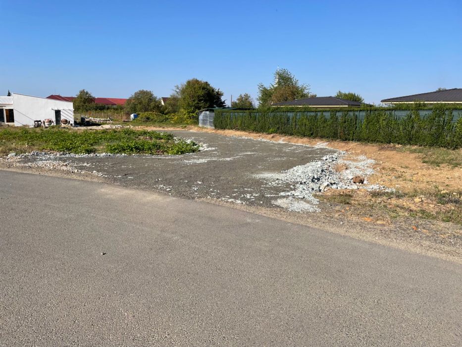 Teren de vânzare centrul orașului Tautii Magherausi