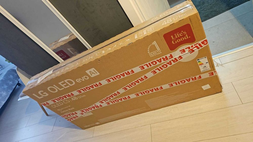 Televizor LG OLED evo 48C52LA, 121 cm, Smart, 4K Ultra HD, 100 Hz, Clasa G (Model 2025)