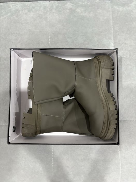 Продается ботинки и ботильоны на каблуках