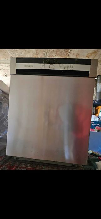 Съдомиялна GRUNDIG