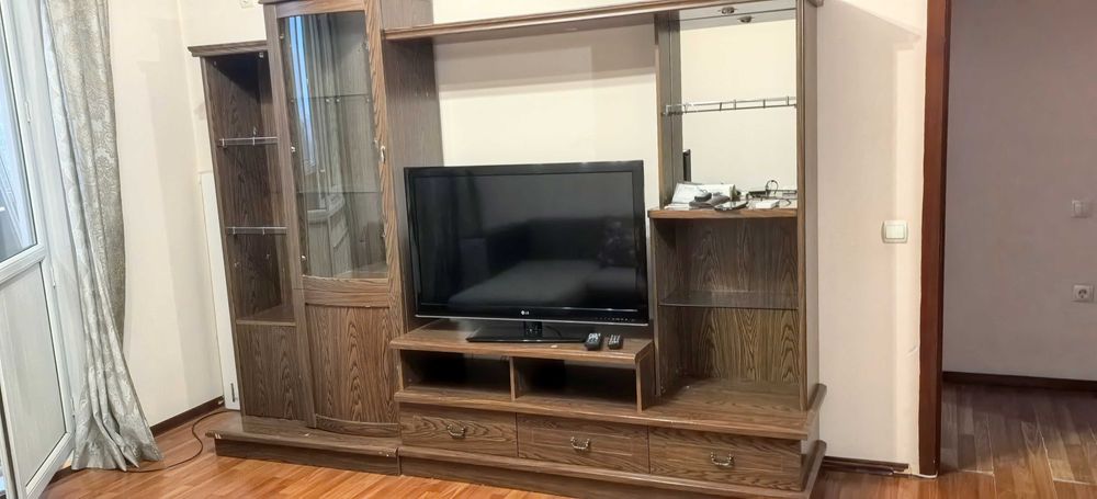Продам Телевизор LG