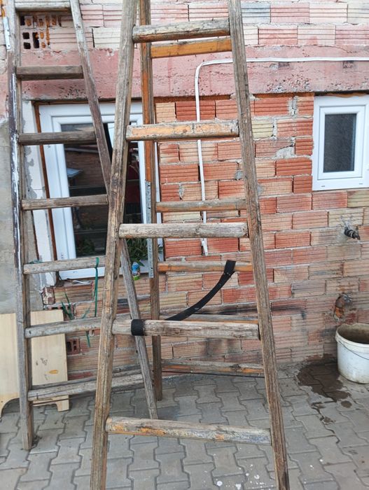 Дървени и Метални стълби за овощни градини