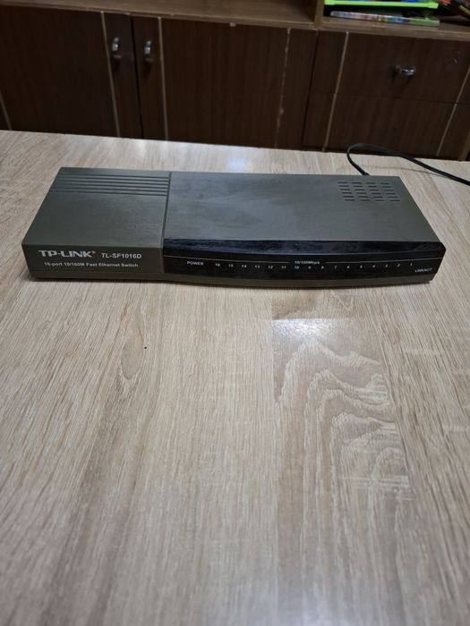 Продаётся коммутатор 16 портов