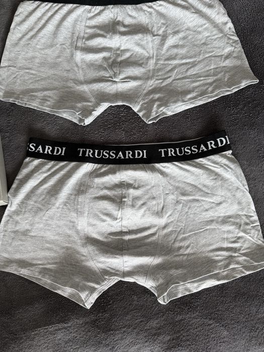 Trussardi set 2 boxeri gri cu banda neagra marimea M noi originali