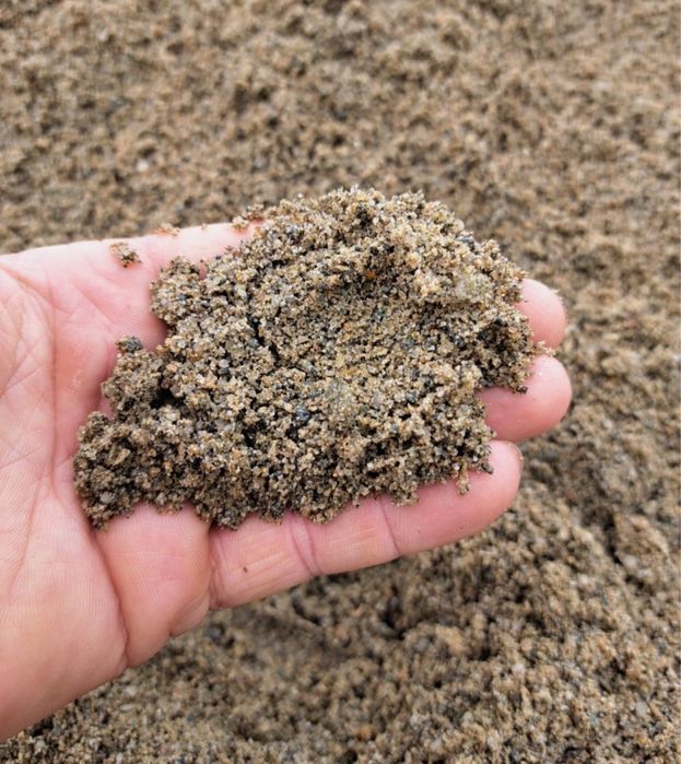 Pietriș   Nisip   Balastru  Pamant vegetal  Beton Semi-umed