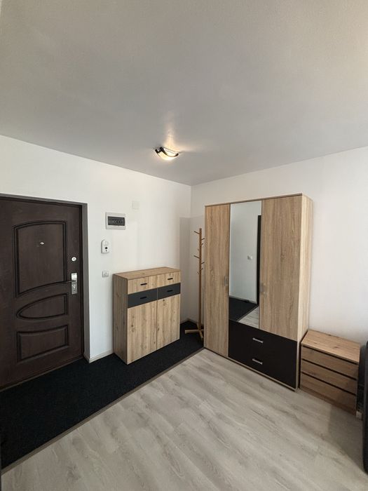 Garsoniera de inchiriat