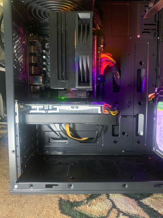 Kuchli gamer va montaj kompyuter, holati ideal, muammosiz