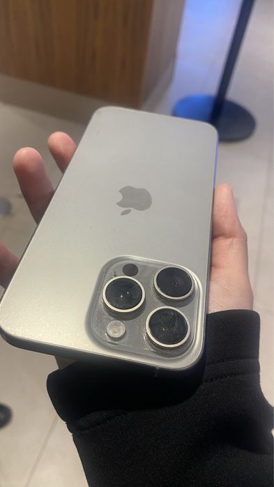 Iphone 15 про макс 256 гигабайт