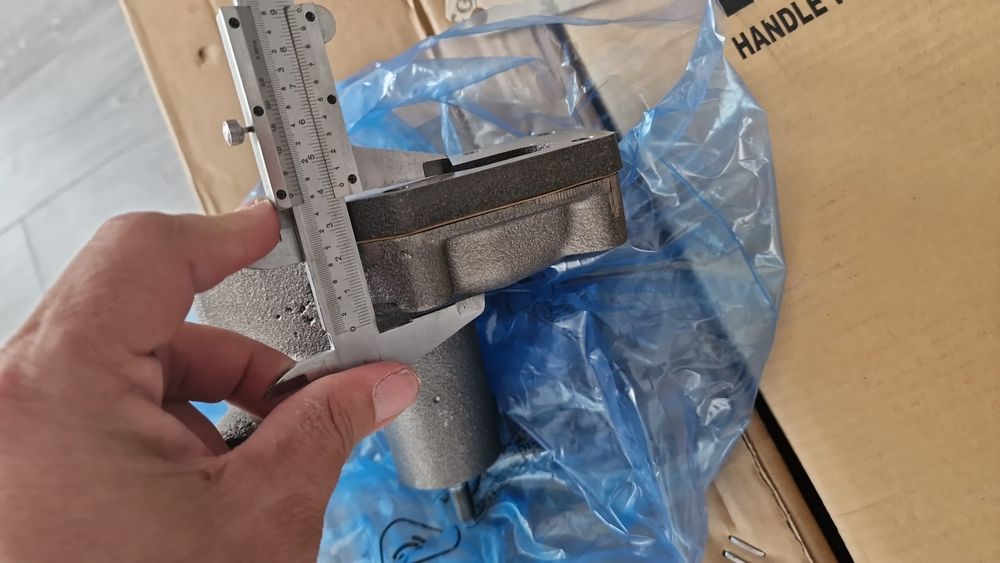 Pompa apa tractor fiat 411.415 pe original import italia preț 650 lei