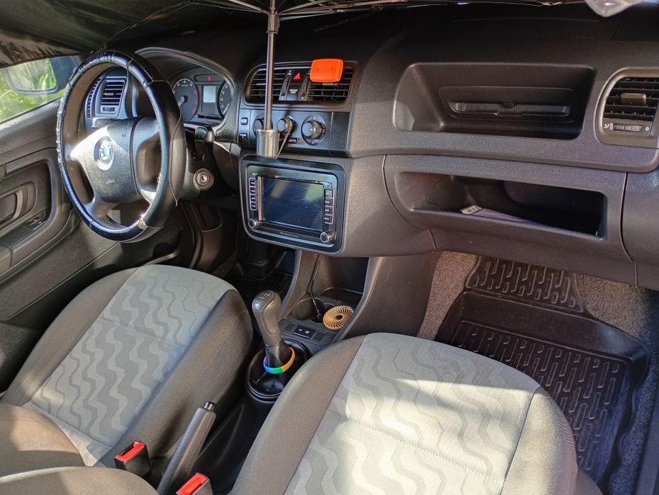 Vând Skoda Fabia 2