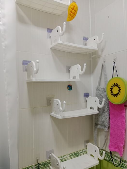 Полки для ванной.