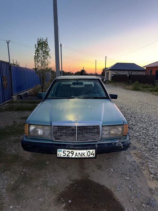 Продам мерседес 190 102двиг 2,0об.