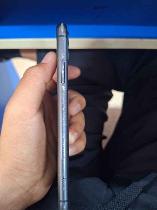Iphone 11 с гаранти