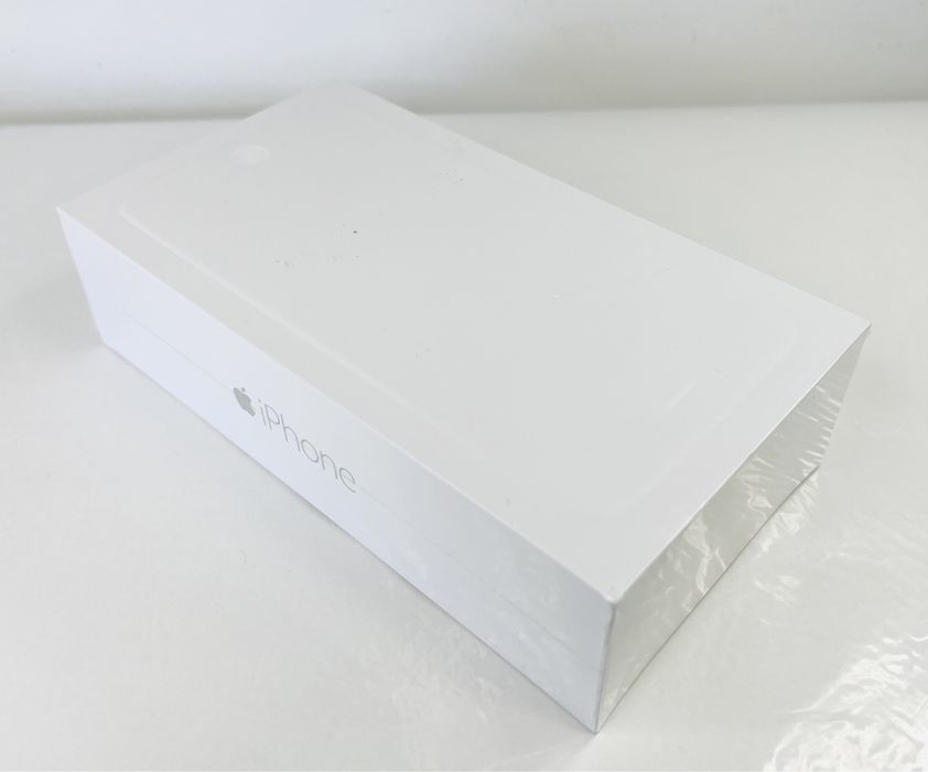 НОВ! Apple iPhone 6 Plus 16GB Silver Гаранция!