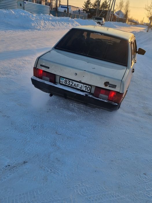 Ваз 21099 на полном ходу