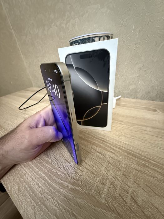 Apple iphone 16 PRO MAX 256