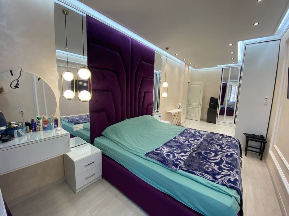 Квартира продажа 102кв чехова