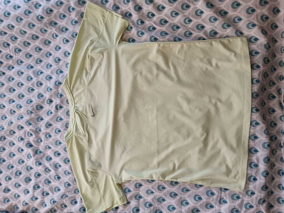 Дамска тениска Nike и Zara