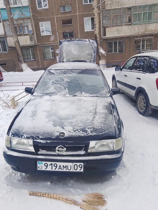 Продаю Опель Вектра
