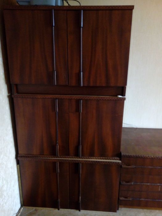 Холна секция - 7 шкафа + 2 гардероба