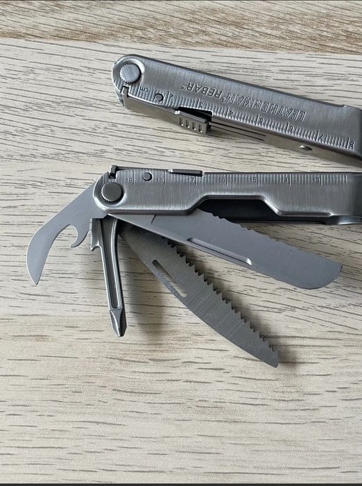 Продам мультитул Leatherman Rebar