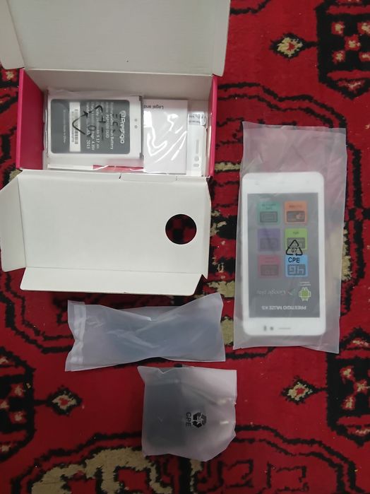 Новый абсолютно смартфон Prestigio MUZE K5