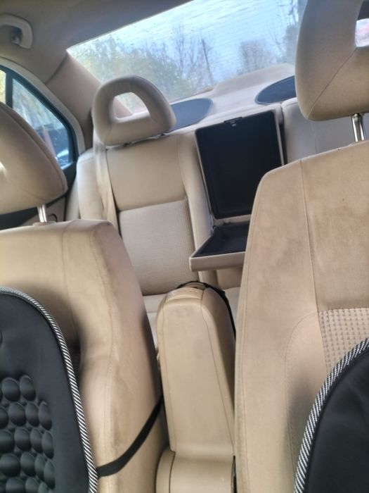 Vand volzvagan bora 1.6 in stare buna