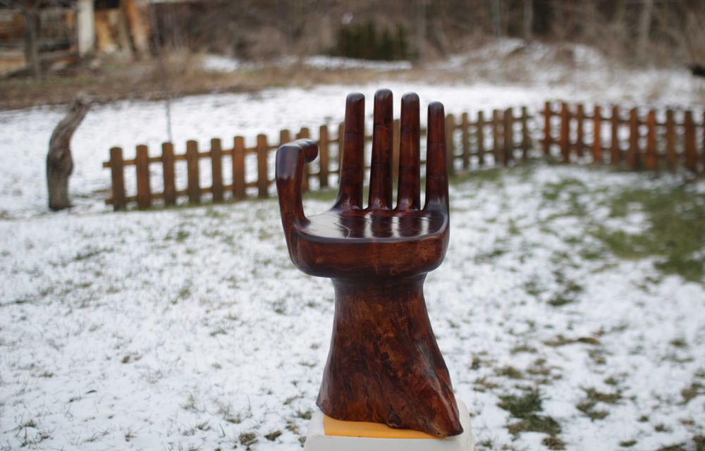 Ръчно изработено детско столче ръка/длан. Декорация,подарък,Дърворезба