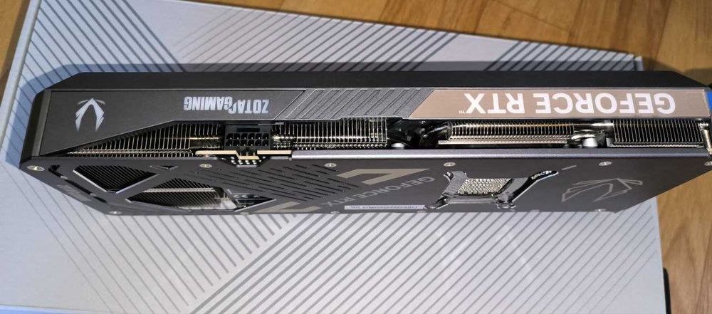 RTX 5070ti Zotac solid sff
