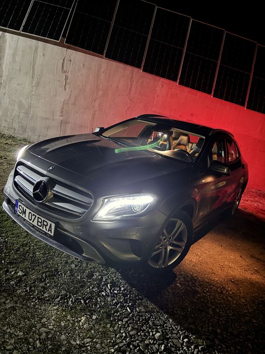 MERCEDES-BENZ GLA 200 cdi 4matic
