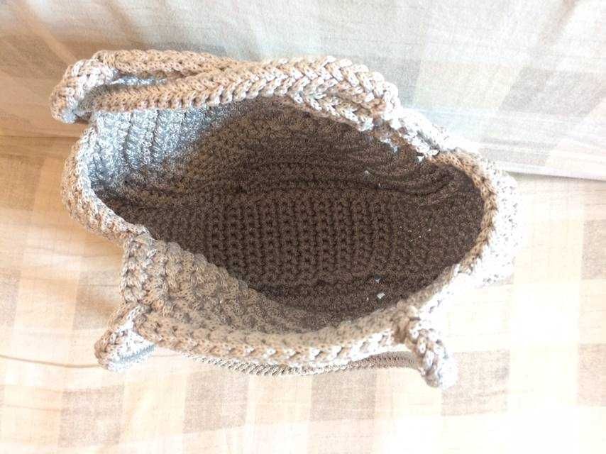 Продам вязаную женскую сумку Hand Мade