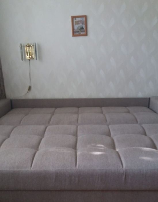 Продам диван прямой