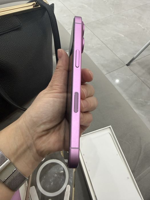 Iphone 16 на 256гб