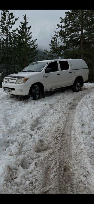 Тойота Хайлукс 2,5д