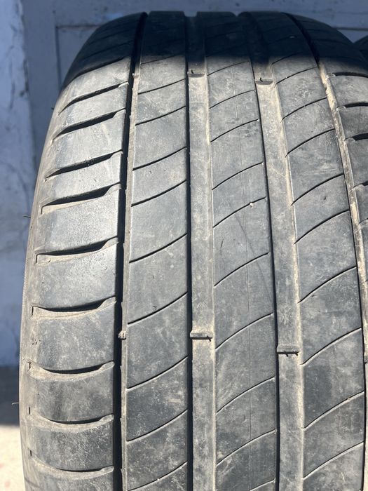 2 бр. летни гуми 225/50/17 Michelin AO DOT 4017 4 mm