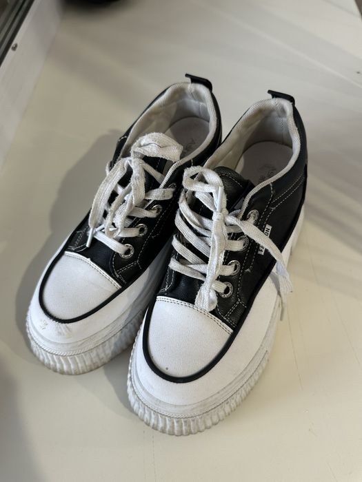 Продам недорого обувь