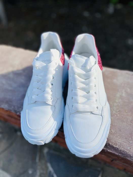 Adidasi Dama Alexander Mcquen marime 38