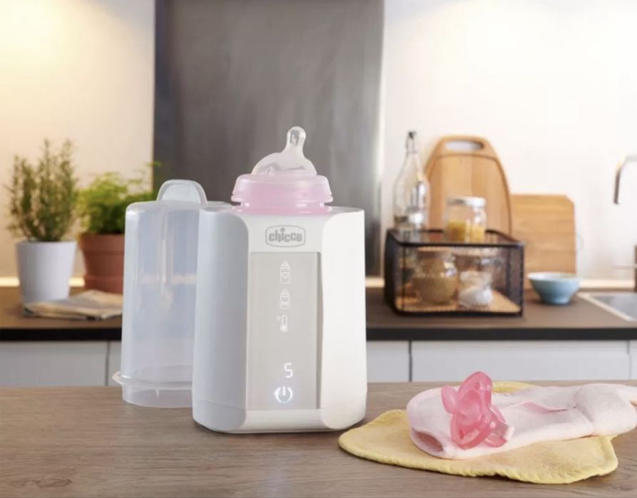 Sterilizator si incalzitor biberoane Chicco Nou