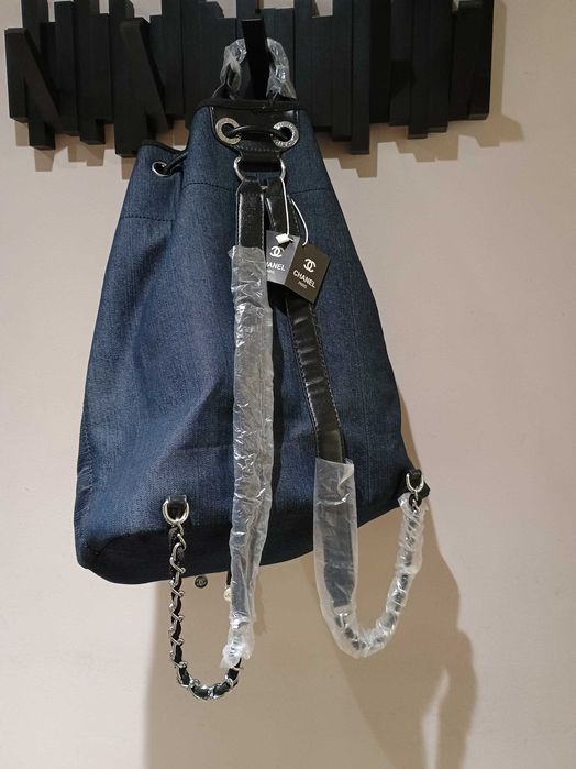 Дамска раница -нова