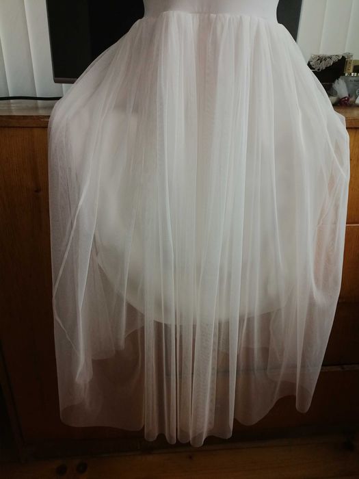 Бяла рокля с тюл, Л размер