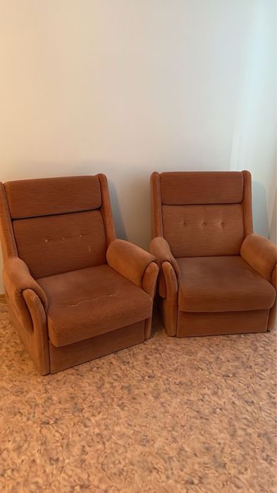 Продается диван с креслами