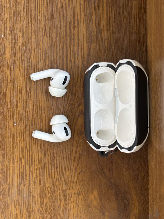 AirPods Pro ( отличное состояние )