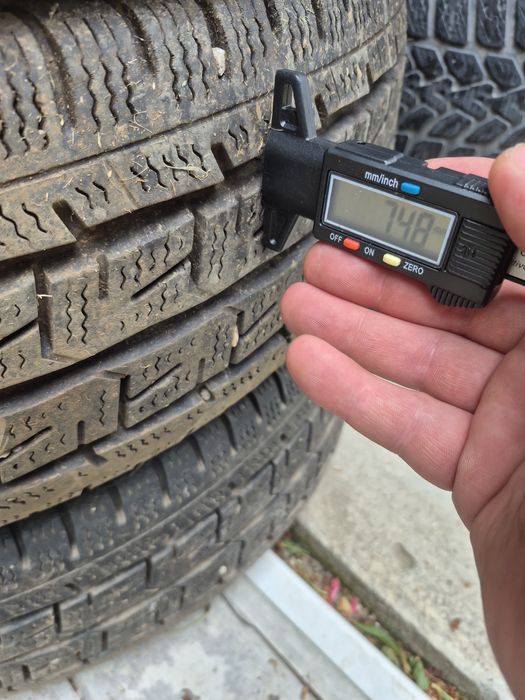 Vand 4 cauciucuri Davanti M+S 225/65R16C