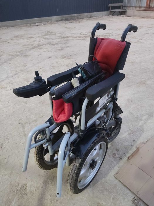 Инвалидная коляска