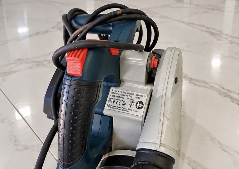 Ръчен Циркуляр Bosch GKT 55 GCE Professional