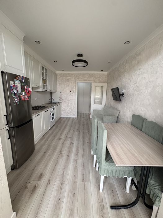 Продам 2-комн.квартиру в 10 мкр!